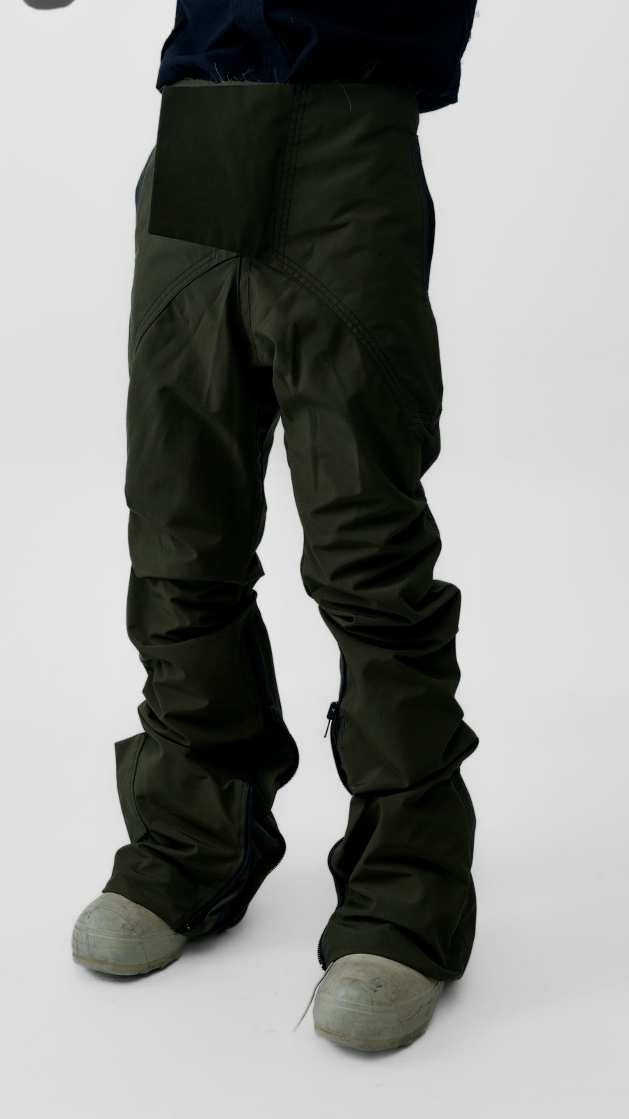 ATTACK CARGO — FW24 Disruptive Interruption, hand-crafted leather & technical garments by NDSCLSD Montréal