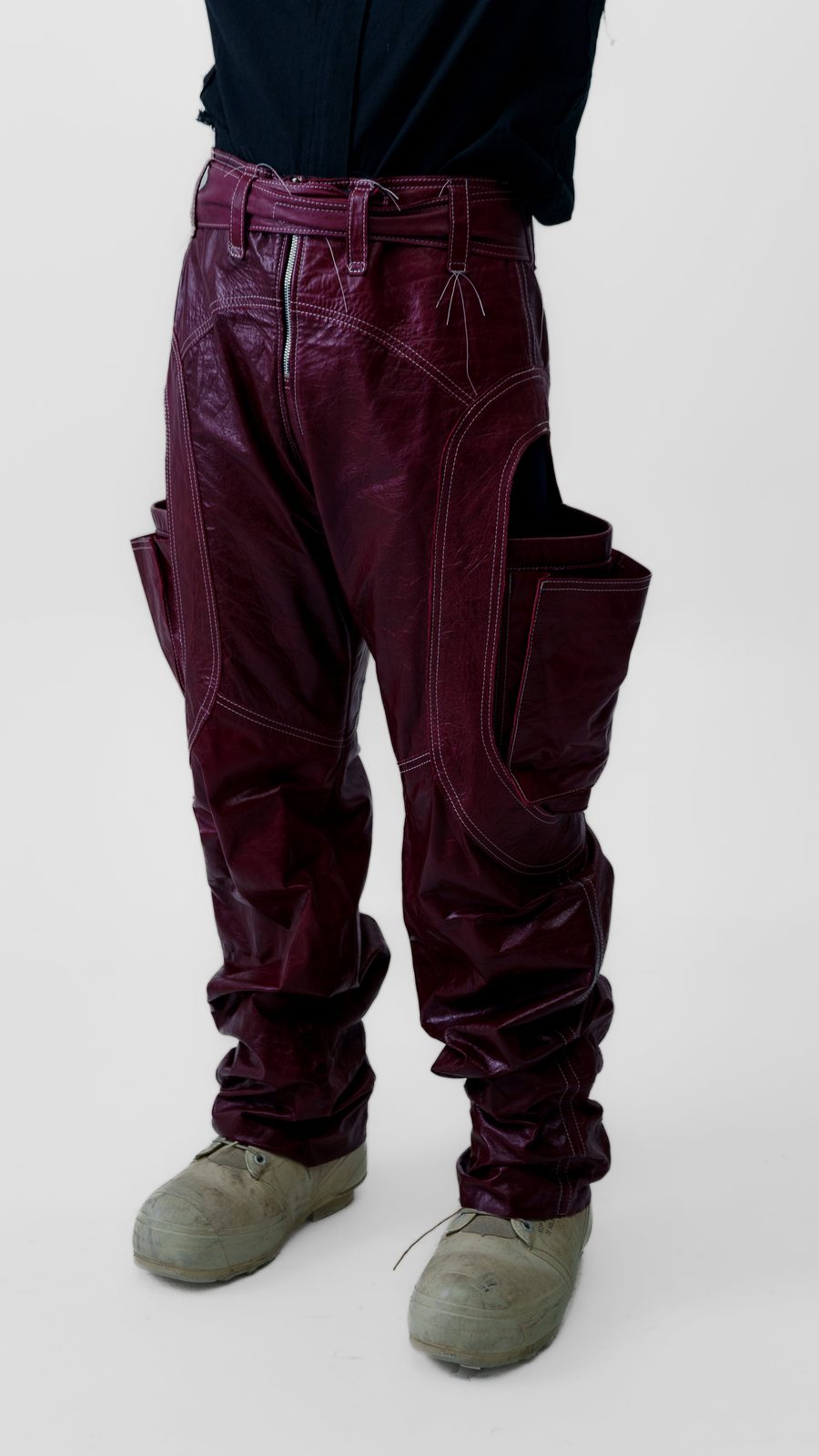 LEATHER BATTLE CARGO — FW24 Disruptive Interruption, hand-crafted leather & technical garments by NDSCLSD Montréal