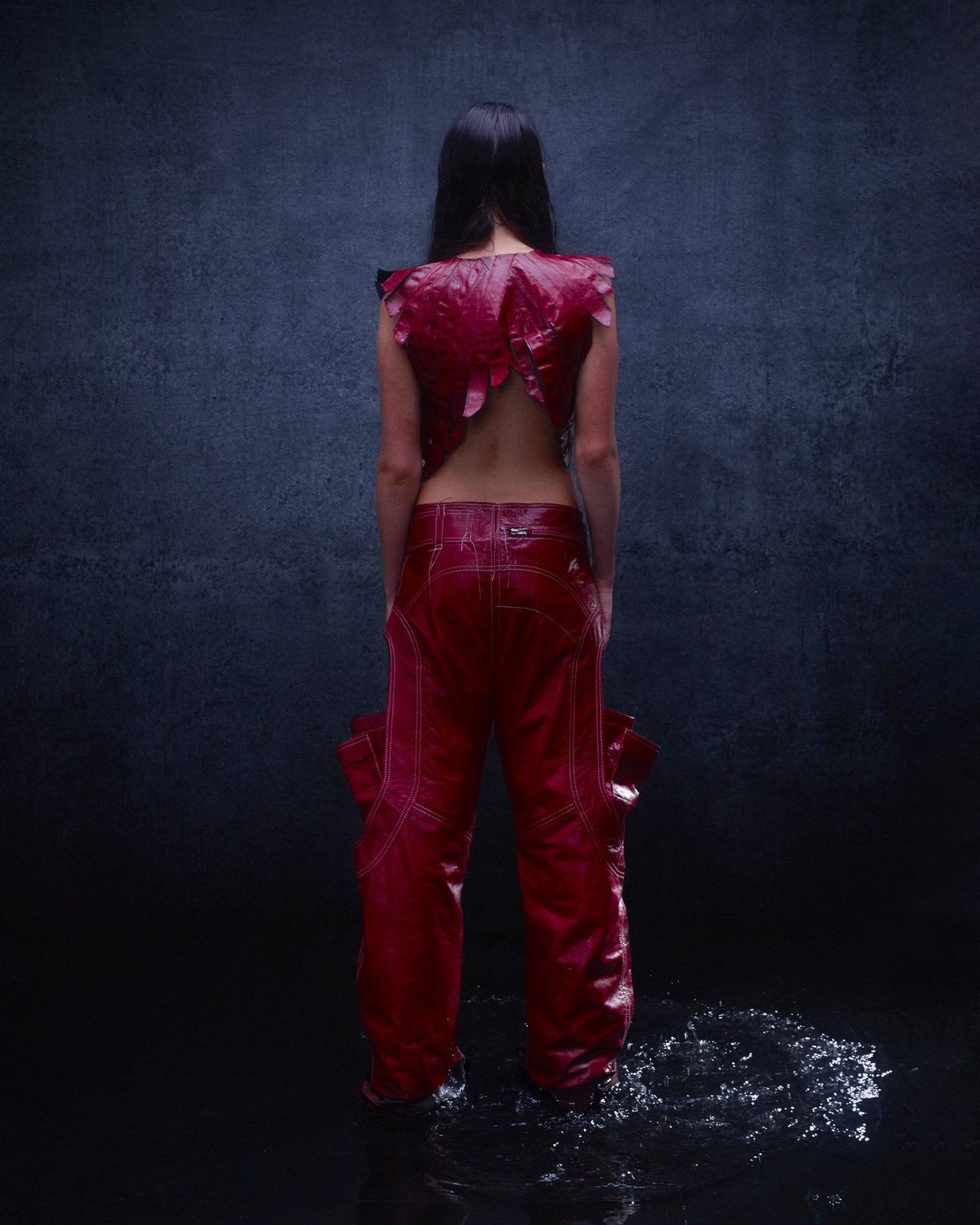 LEATHER BATTLE VEST — FW24 Disruptive Interruption, hand-crafted leather & technical garments by NDSCLSD Montréal
