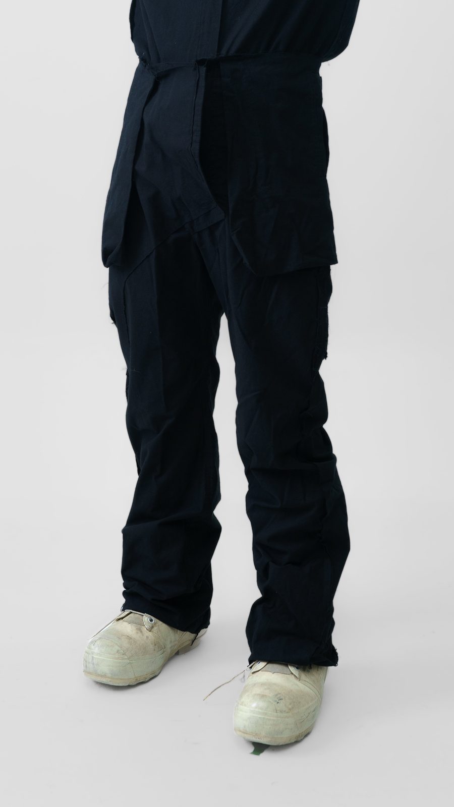 WAR POPLIN CARGO — FW24 Disruptive Interruption, hand-crafted leather & technical garments by NDSCLSD Montréal