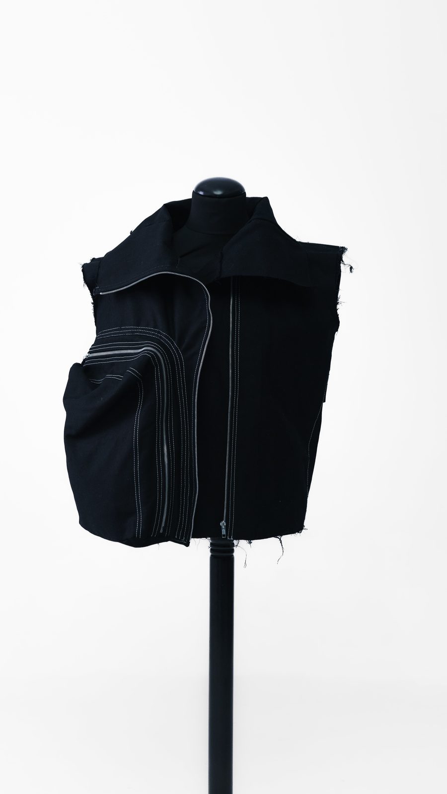 WAR VEST — FW24 Disruptive Interruption, hand-crafted leather & technical garments by NDSCLSD Montréal